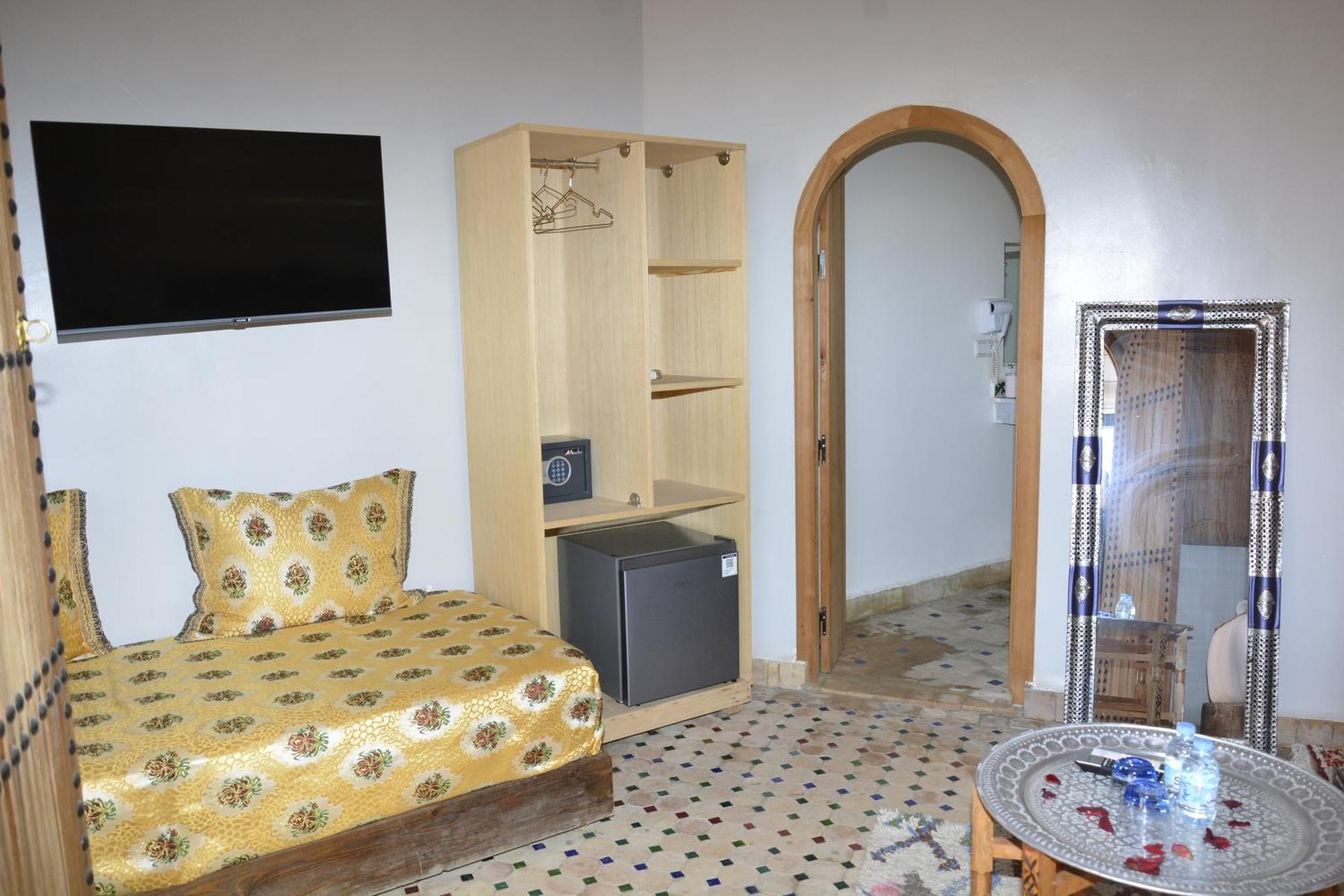 Riad Fes Colors & Spa - Family Lodging Exterior foto